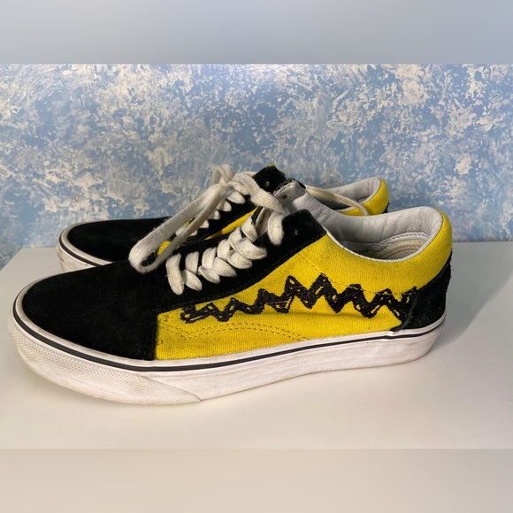 Other - Vans Peanuts Charlie Brown shoes